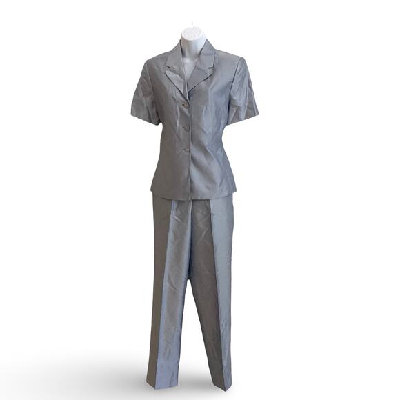 Larry Levine Satin Pant Suit - Picture 1 of 11